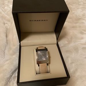 Burberry BU1552 Square Face Watch